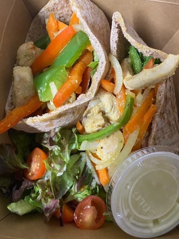 THE MEDITERRANEAN POCKET (P: 41G | F: 8.5G | C: 35.5G) picture