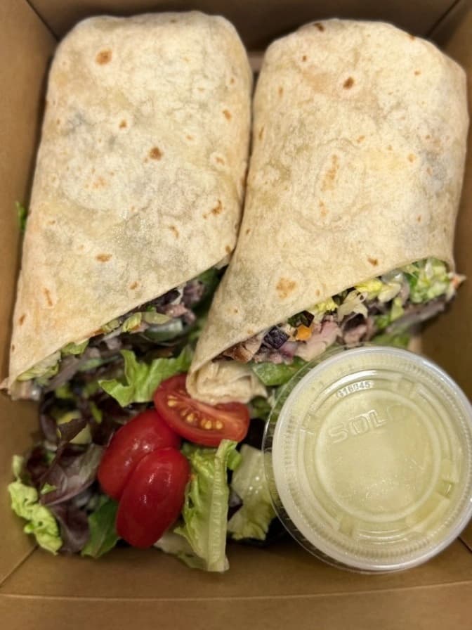 JERK CHICKEN WRAP (P: 46.5G | F: 25.5G | C: 25.5G) picture