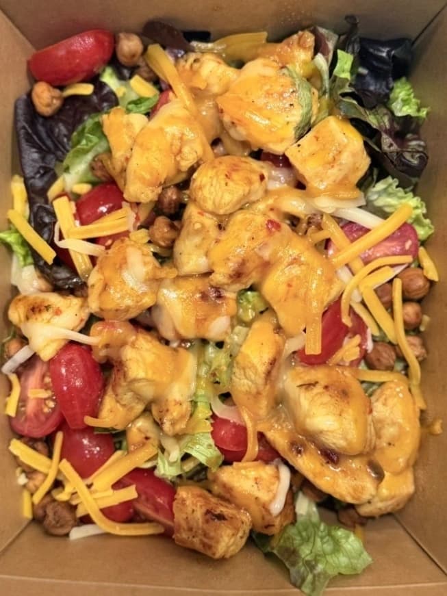THE SIGNATURE CRUNCH BOWL (P: 51G | F: 39G | C: 27.5G) picture