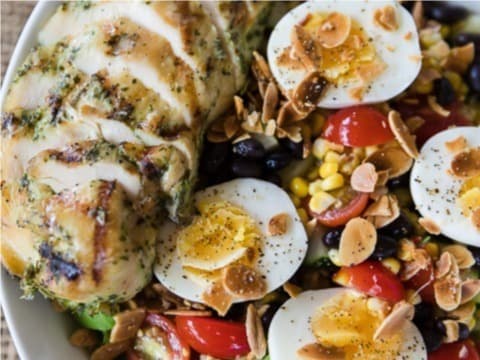 Garden Salad with Grilled Chicken picture