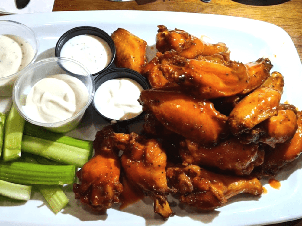 ๐บ๐ธ Salty's Wings 12pc ๐บ๐ธ - U.S.A. Image