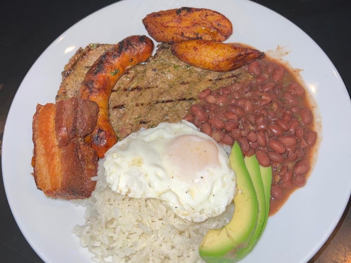Bandeja Paisa picture