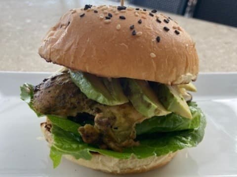 Mojo Grilled Chicken Sandwich Image